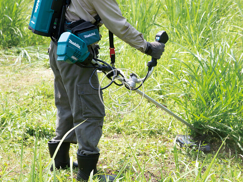 Makita UR101CZ akkus fűszegélynyíró