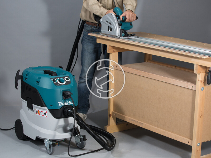 Makita VC4210L elektromos porszívó