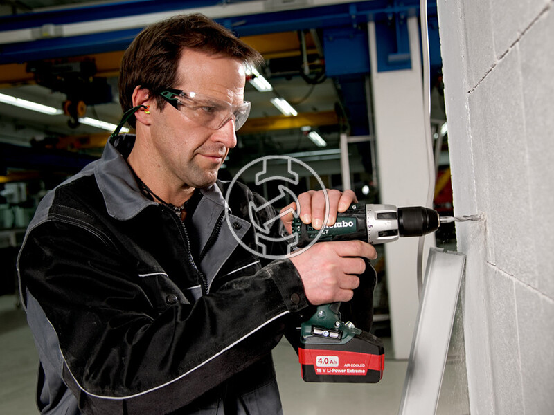 Metabo Combo Set 2.4.2 18 V (SB18LT+W18Q) gépcsomag