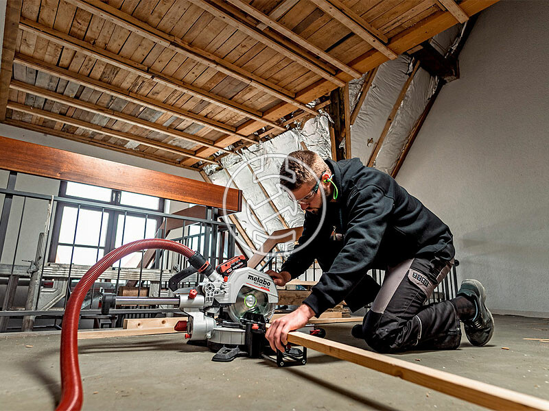 Metabo KGS 18 LTX BL 216 akkus gérvágó