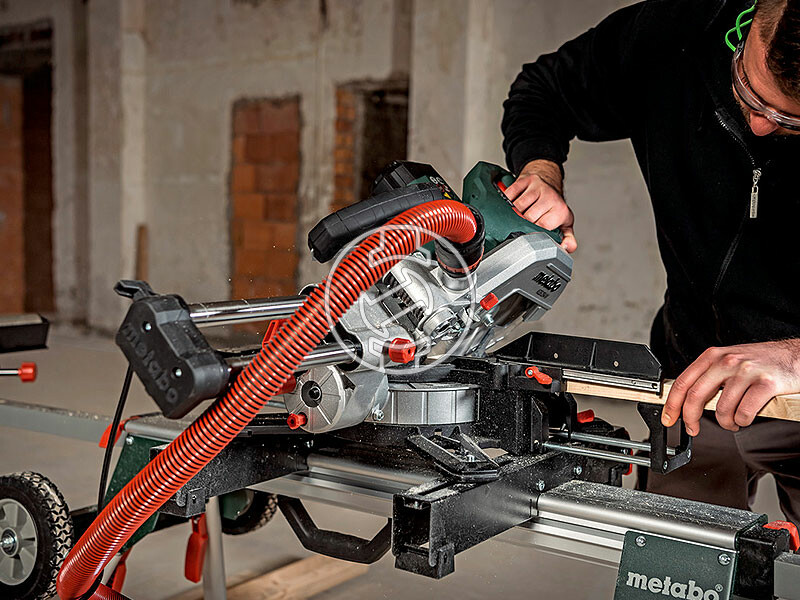 Metabo KGS 216 M SET elektromos gérvágó