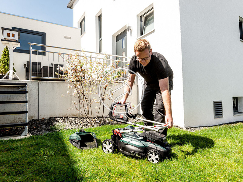 Metabo RM 36-18 LTX BL 36 akkus fűnyíró