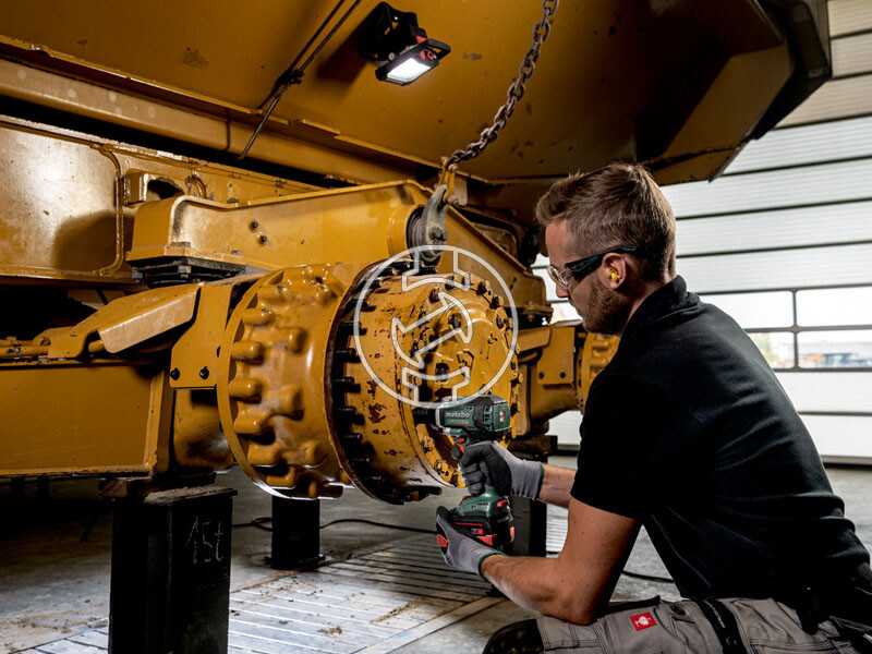 Metabo SSW 18 LTX 800 BL akkus ütvecsavarozó (akku és töltő nélkül)