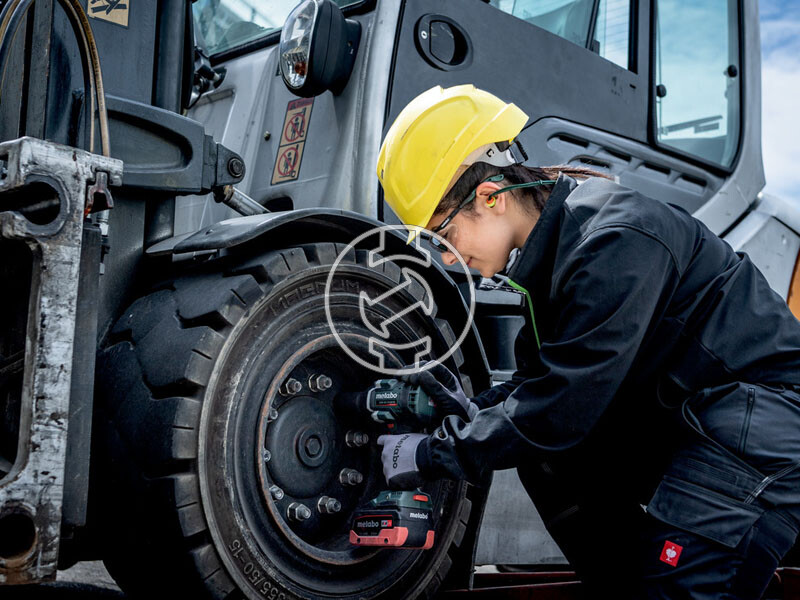 Metabo SSW 18 LTX 800 BL akkus ütvecsavarozó LiHD