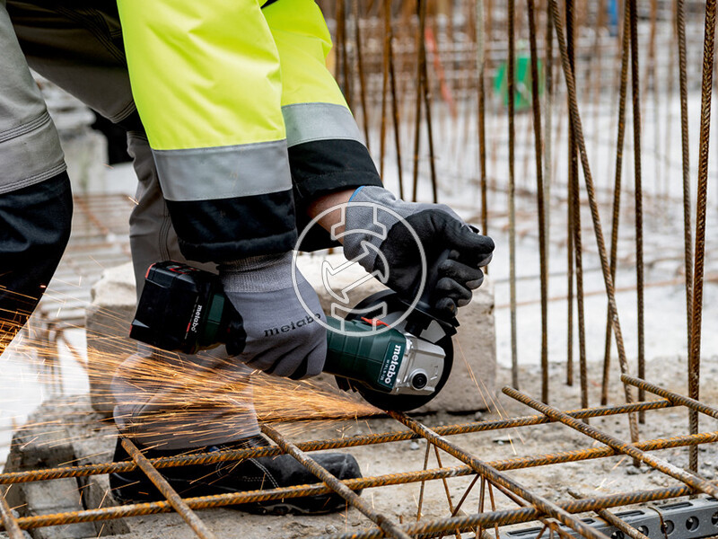 Metabo W 18 L 9-115 akkus sarokcsiszoló metaBOX-ban (akku és töltő nélkül)