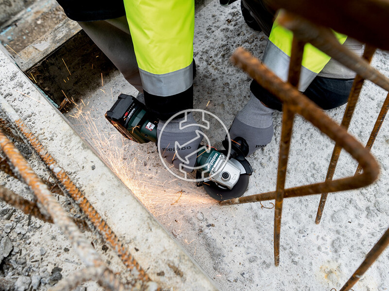 Metabo W 18 L 9-125 akkus sarokcsiszoló kofferben (akku és töltő nélkül)