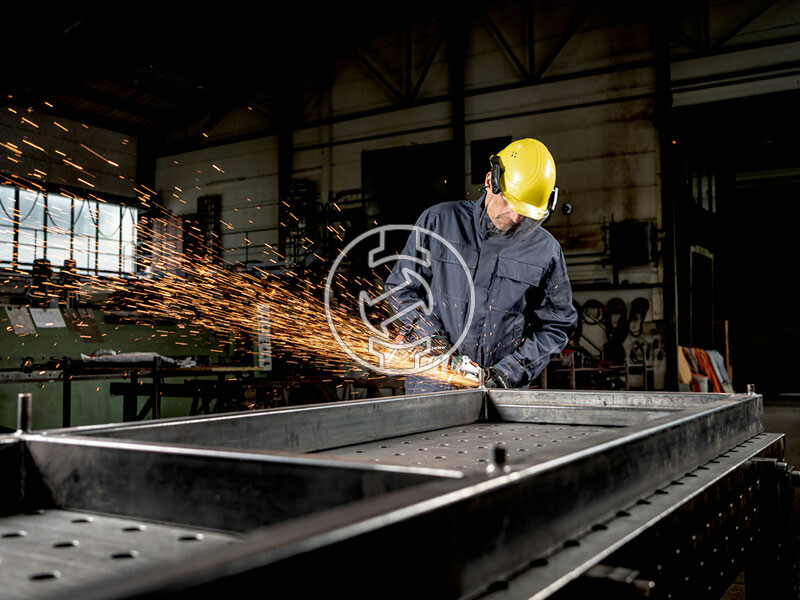 Metabo WVB 18 LT BL 11-125 Quick 2X5,5AH LIHD akkus sarokcsiszoló metaBOX 165 L-ben