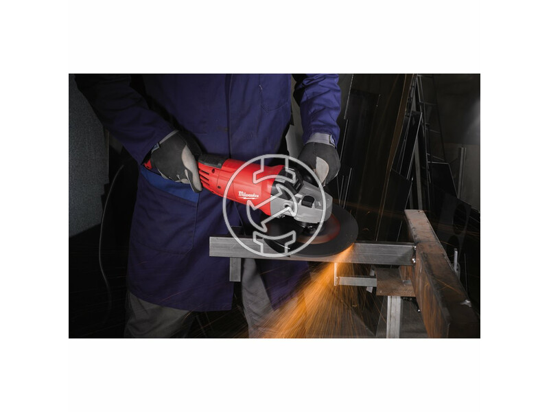 milwaukee_ag_22_230_d_setdms_sarokcsiszolo_2.jpg 4933440292