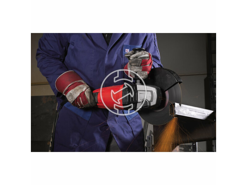 milwaukee_ag_22_230_e_d_set_sarokcsiszolo_1.jpg 4933440300