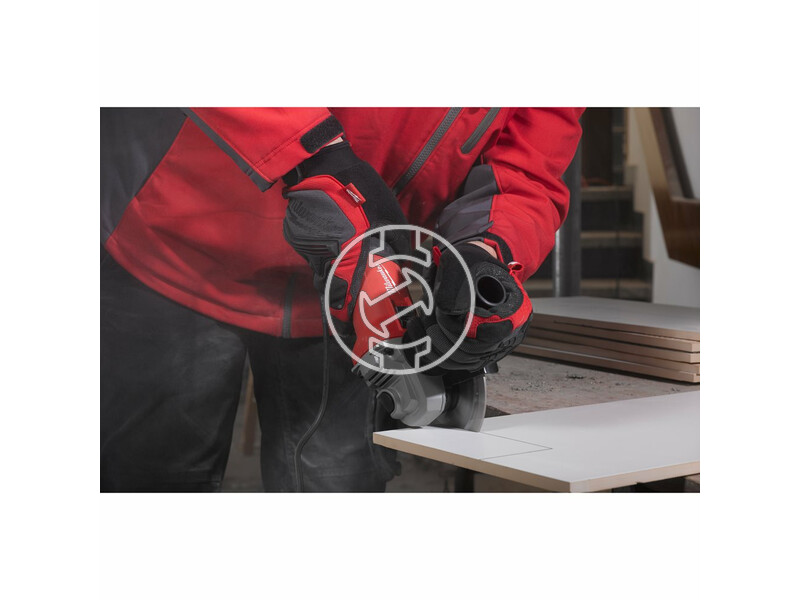 milwaukee_ag_800_115_e_sarokcsiszolo_3.jpg 4933451210