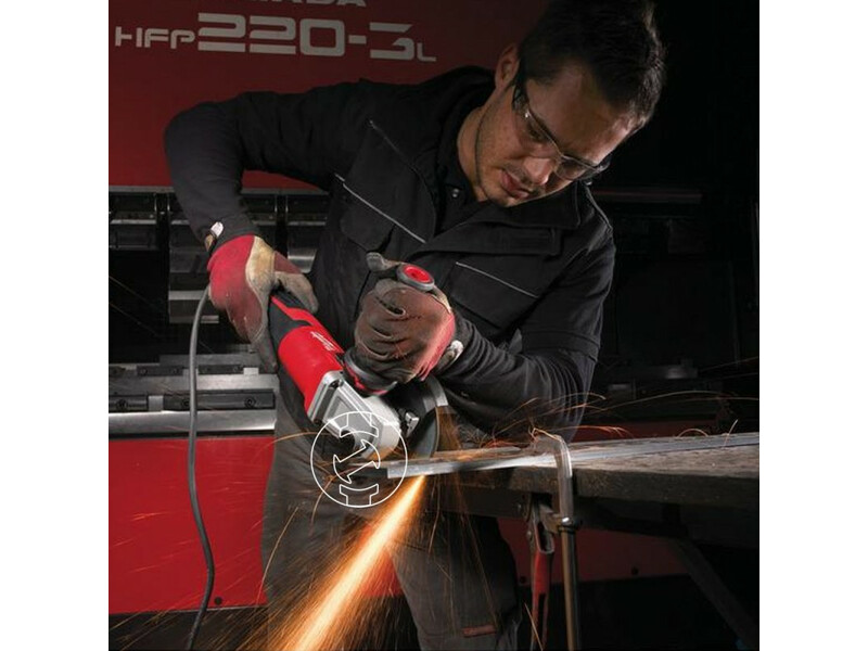 Milwaukee AGV 15-125 XE