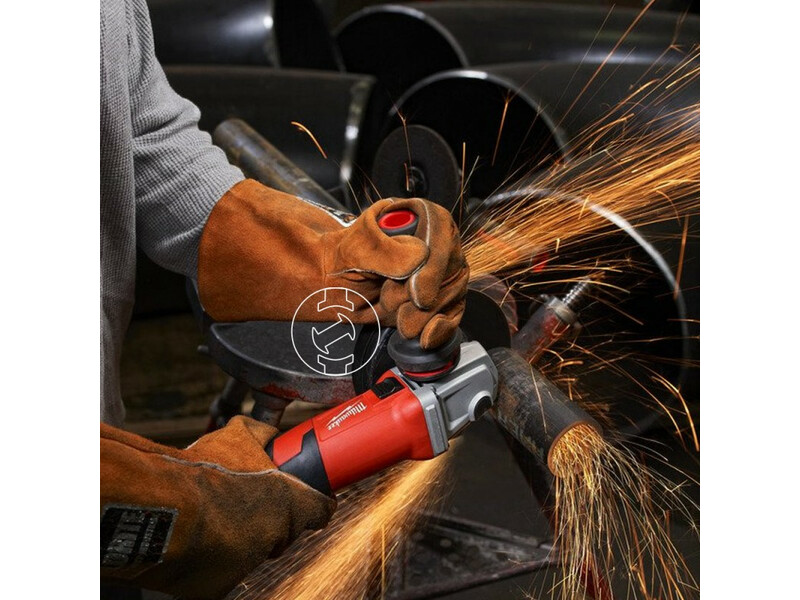 Milwaukee AGV 15-150 XC