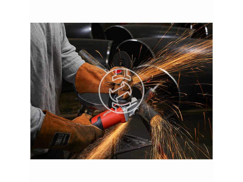 milwaukee_agv_15_150_xcdms_sarokcsiszolo_14.jpg 4933459165