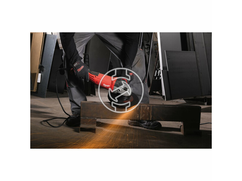 milwaukee_agvk_24_230_ek_sarokcsiszolo_1.jpg 4933451413