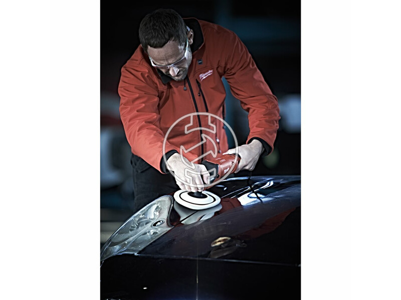 milwaukee_ap_14_2_200_e_polirozo_13.jpg 4933432800