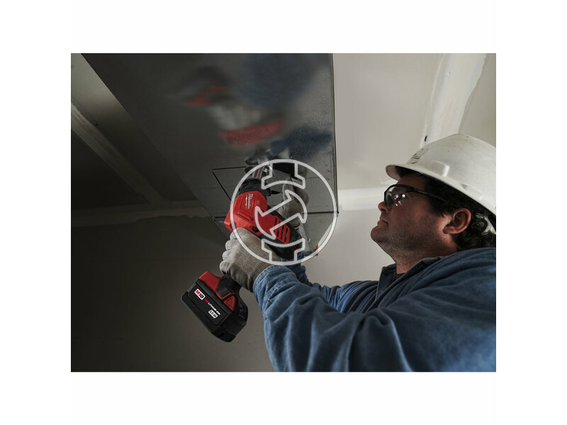 milwaukee_c18_hz_0x_akkus_univerzalis_hackzall_furesz_akku_es_tolto_nelkul_18.jpg 4933459575