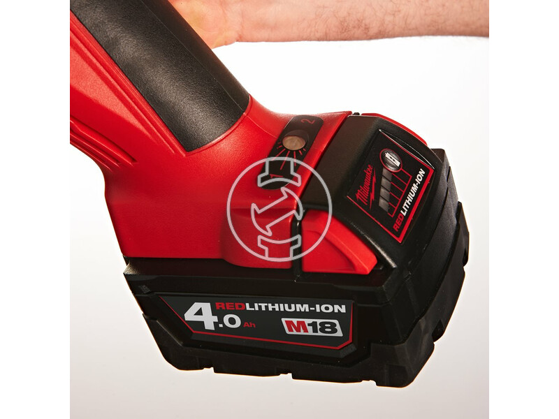 milwaukee_hd18_jsb_402c_akkus_szurofuresz_2_x_40_ah_li_ion_akkuval_11.jpg 4933426660