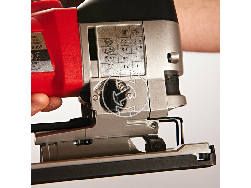 milwaukee_hd18_jsb_402c_akkus_szurofuresz_2_x_40_ah_li_ion_akkuval_12.jpg 4933426660