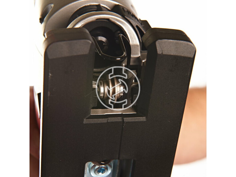 milwaukee_hd18_jsb_402c_akkus_szurofuresz_2_x_40_ah_li_ion_akkuval_13.jpg 4933426660