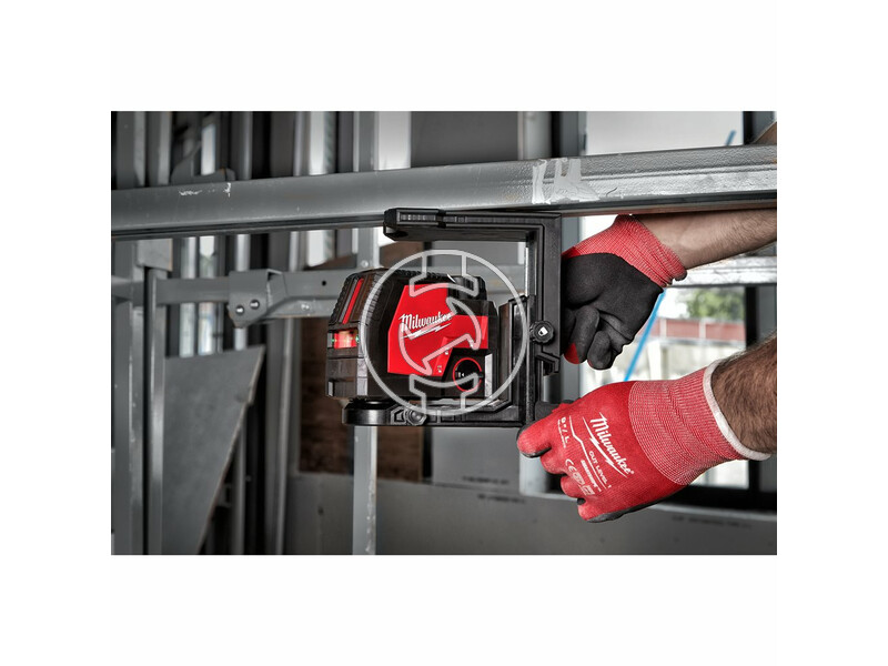 4933478099 milwaukee_l4_cllp_301c_ujratoltheto_2_vonalas_keresztvetito_es_pontlezer_zold_12