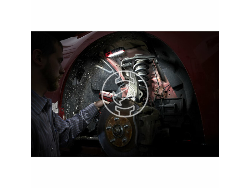 milwaukee_l4_fl_201_trueview_ujratoltheto_szort_fenyu_zseblampa_4.jpg 4933459442