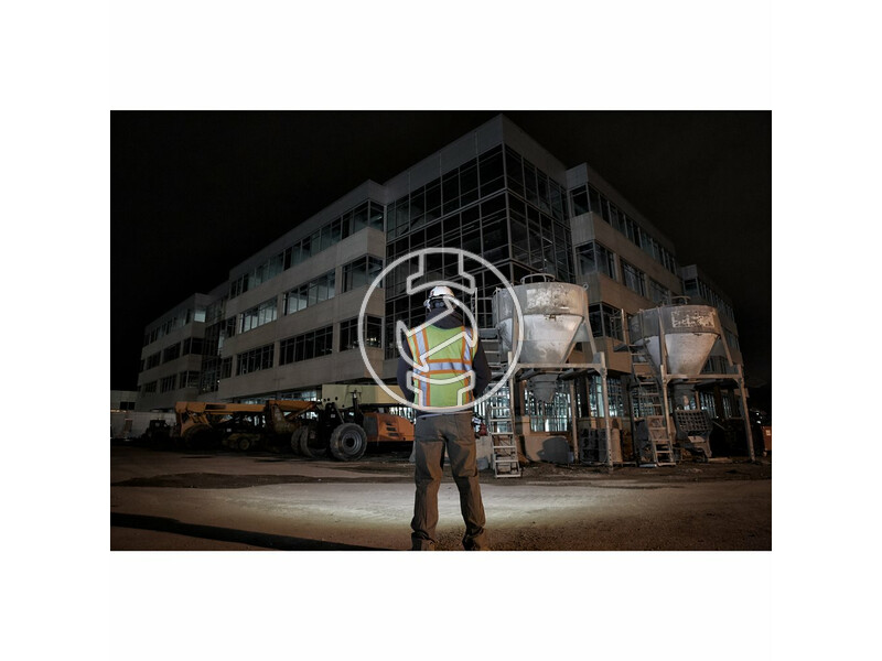 milwaukee_l4_hl_201_trueview_ujratoltheto_fejlampa_2.jpg 4933459443