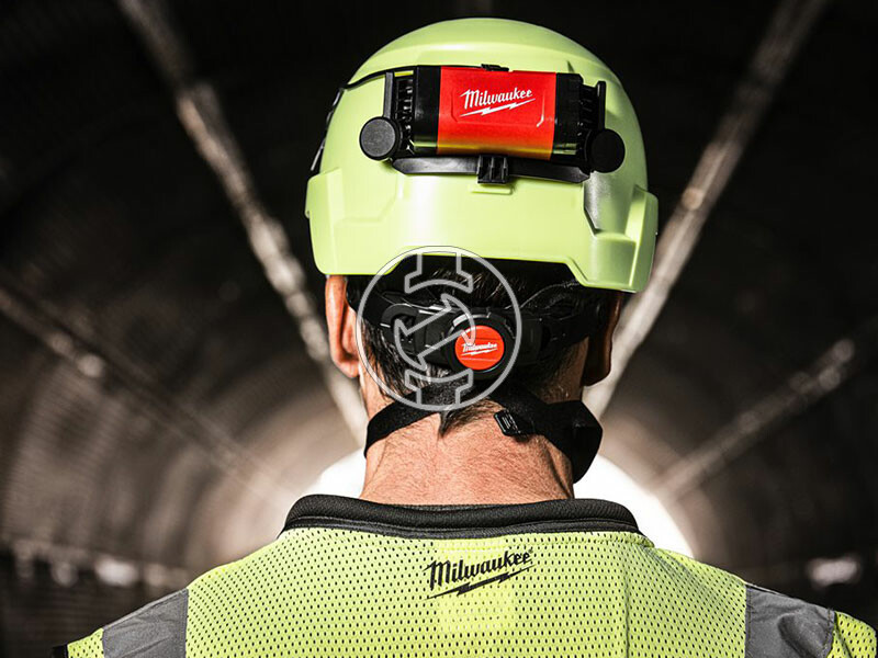 Milwaukee L4BOLTHL-301 akkus fejlámpa