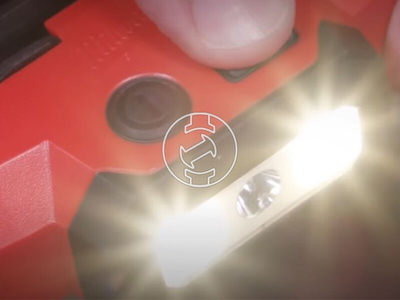 Milwaukee L4HL-301 akkus fejlámpa