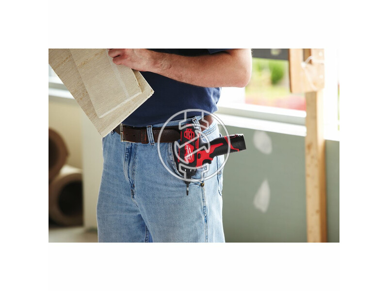 milwaukee_m12_bd_202c_akkus_szuperkompakt_csavarozo_14_hatszog_meghajtassal_2_x_20_ah_li_ion_akkuval_2.jpg 4933441900