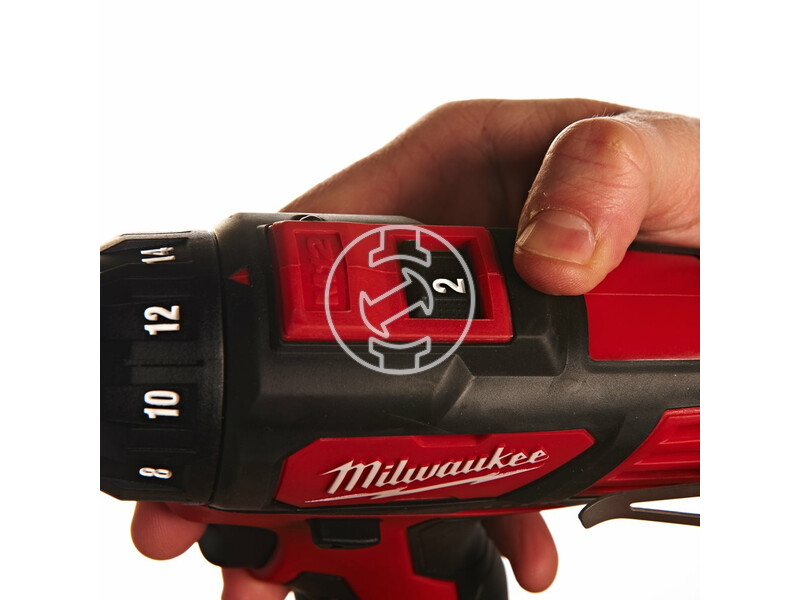 milwaukee_m12_bdd_152c_akkus_szuperkompakt_furo_csavarozo_2_x_15_ah_li_ion_akkuval_13.jpg 4933451460