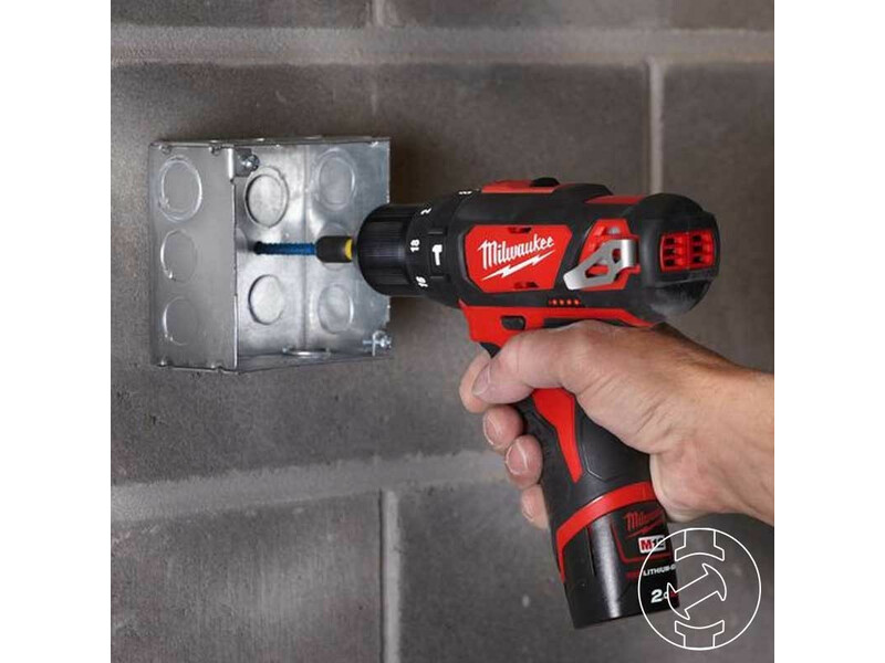 Milwaukee M12 BPD-202C