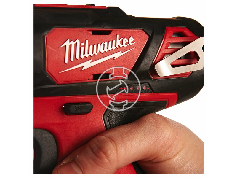 milwaukee_m12_bpd_202x_akkus_szuperkompakt_utvefuro_csavarozo_2_x_20_ah_li_ion_akkuval_11.jpg 4933446045