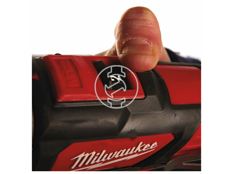 milwaukee_m12_bpd_202x_akkus_szuperkompakt_utvefuro_csavarozo_2_x_20_ah_li_ion_akkuval_4.jpg 4933446045