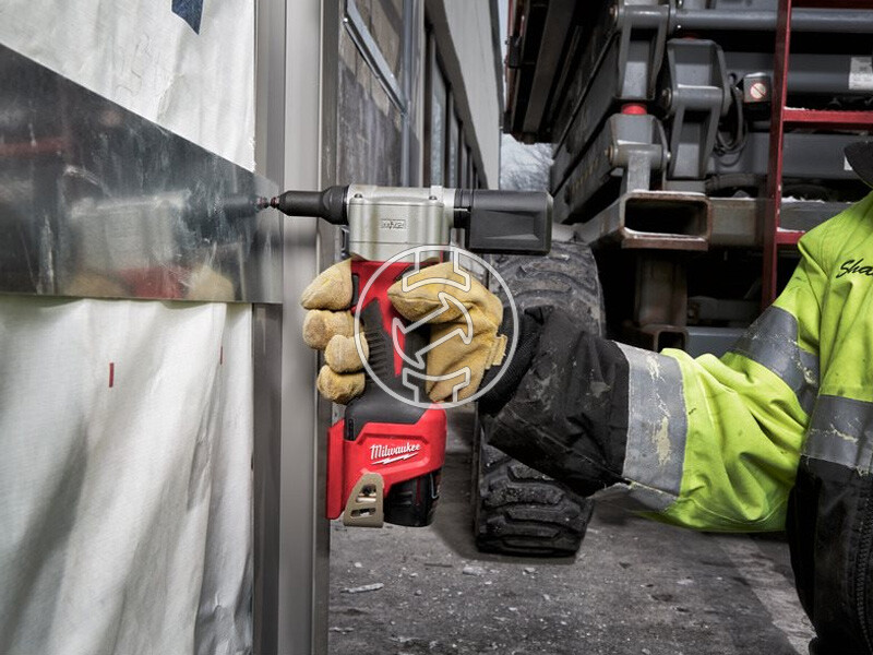 Milwaukee M12 BPRT-201X szuperkompakt popszegecselő