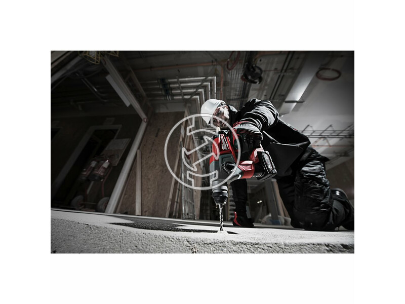 milwaukee_m12_ch_202x_fuel_akkus_sds_plus_szuperkompakt_furokalapacs_2_x_20_ah_li_ion_akkuval_11.jpg 4933446046