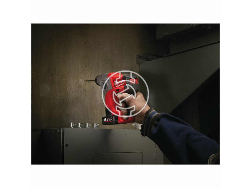 milwaukee_m12_ch_402x_fuel_akkus_sds_plus_szuperkompakt_furokalapacs_2_x_40_ah_li_ion_akkuval_10.jpg 4933446049