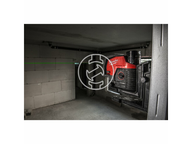 4933478100 milwaukee_m12_cllp_301c_akkus_2_vonalas_keresztvetito_es_pontlezer_zold_1_x_30_ah_li_ion_akkuval_12