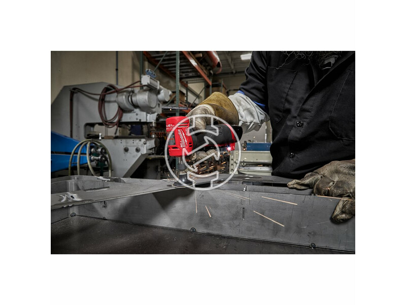 milwaukee_m12_fdga_0_fuel_akkus_szenkefe_nelkuli_derekszogu_csiszolo_akku_es_tolto_nelkul_11.jpg 4933471438