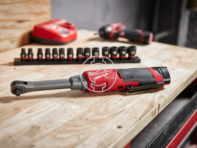 Milwaukee M12FHIR14LR-0 1/4 akkus racsnis csavarkulcs