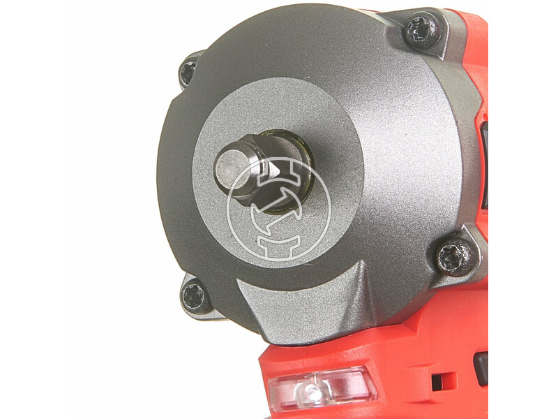 milwaukee_m12_fiw38_422x_fuel_akkus_szuperkompakt_utvecsavarozo_38_meghajtassal_1_x_20_ah_es_1_x_40_ah_li_ion_akkuval_1.jpg 4933464613