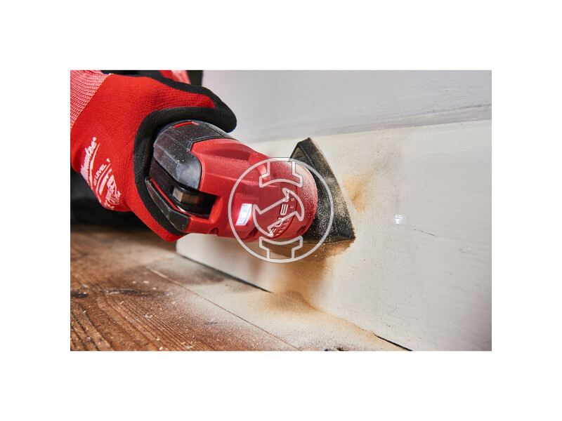 milwaukee_m12_fmt_422x_fuel_akkus_szenkefe_nelkuli_multitool_1_x_20_ah_es_1_x_40_ah_li_ion_akkuval_22.jpg 4933472239