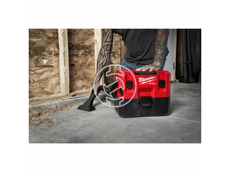 milwaukee_m12_fvcl_0_fuel_akkus_szenkefe_nelkuli_nedves_szaraz_porszivo_akku_es_tolto_nelkul_9.jpg 4933478186