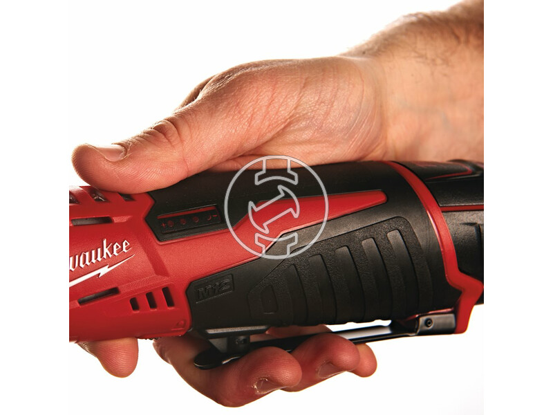 milwaukee_m12_ir_201b_38_akkus_szuperkompakt_racsnis_csavarkulcs_38_1_x_20_ah_li_ion_akkuval_1.jpg 4933441720