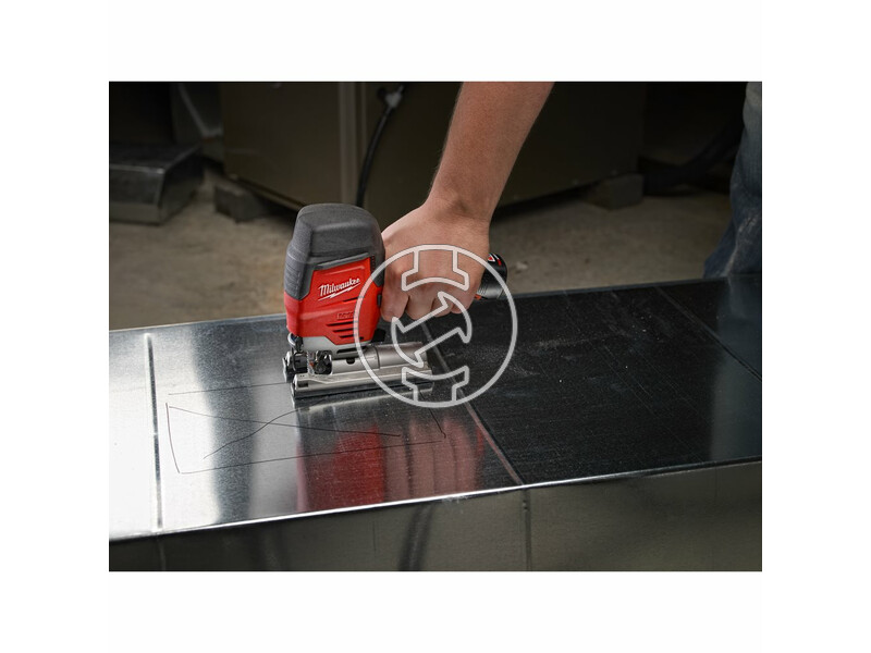 milwaukee_m12_js_402b_akkus_szuperkompakt_szurofuresz_2_x_40_ah_li_ion_akkuval_10.jpg 4933441700