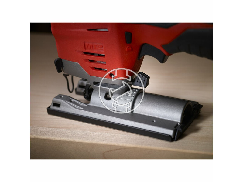 milwaukee_m12_js_402b_akkus_szuperkompakt_szurofuresz_2_x_40_ah_li_ion_akkuval_5.jpg 4933441700