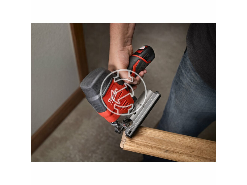 milwaukee_m12_js_402b_akkus_szuperkompakt_szurofuresz_2_x_40_ah_li_ion_akkuval_7.jpg 4933441700