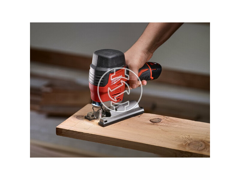 milwaukee_m12_js_402b_akkus_szuperkompakt_szurofuresz_2_x_40_ah_li_ion_akkuval_8.jpg 4933441700