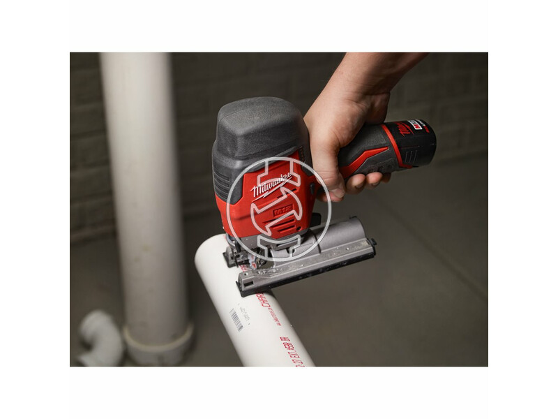 milwaukee_m12_js_402b_akkus_szuperkompakt_szurofuresz_2_x_40_ah_li_ion_akkuval_9.jpg 4933441700