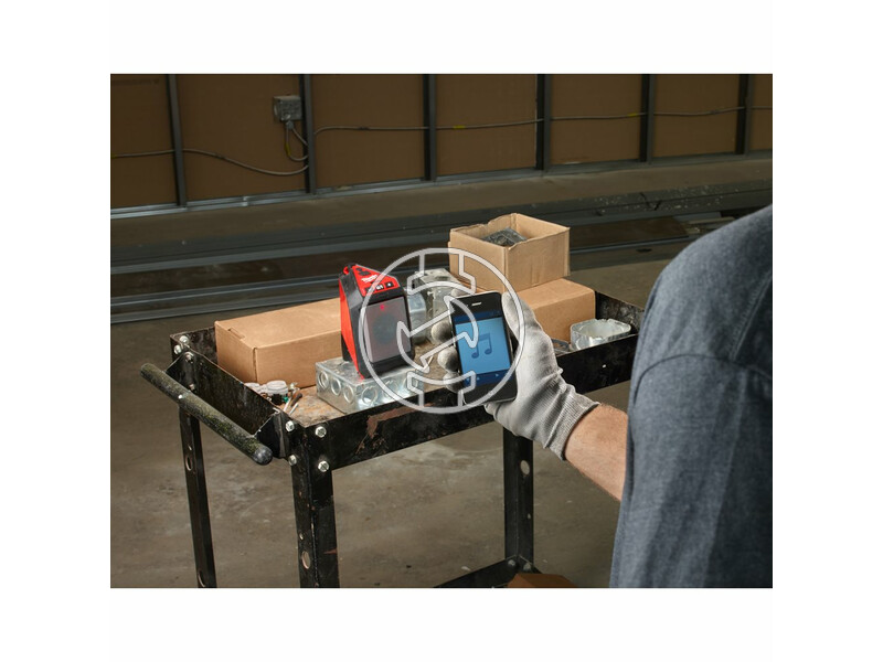 milwaukee_m12_jssp_0_akkus_bluetooth_hangszoro_akku_es_tolto_nelkul_2.jpg 4933448380