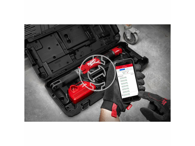 milwaukee_m12_oneftr38_0c_akkus_one_key_fuel_szenkefe_nelkuli_digitalis_nyomatekkulcs_38_akku_es_tolto_nelkul_3.jpg 4933464966